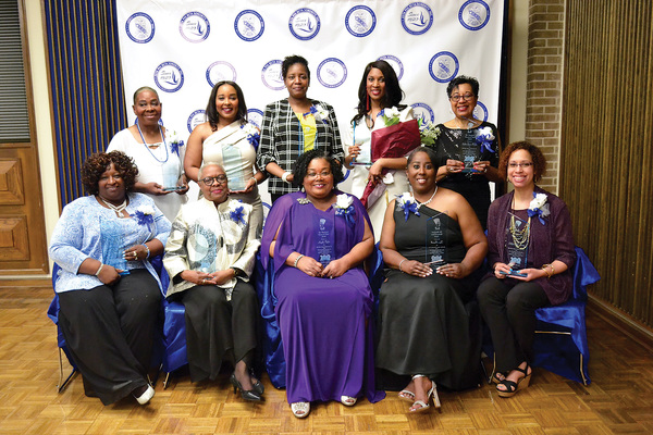 Gamma Kappa Zeta Chapter of Zeta Phi Beta Sorority Inc.\'s Annual awards Gala Group Photo